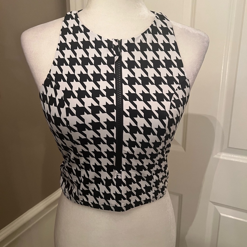 Two Piece Workout Set - Picture 4 of 6